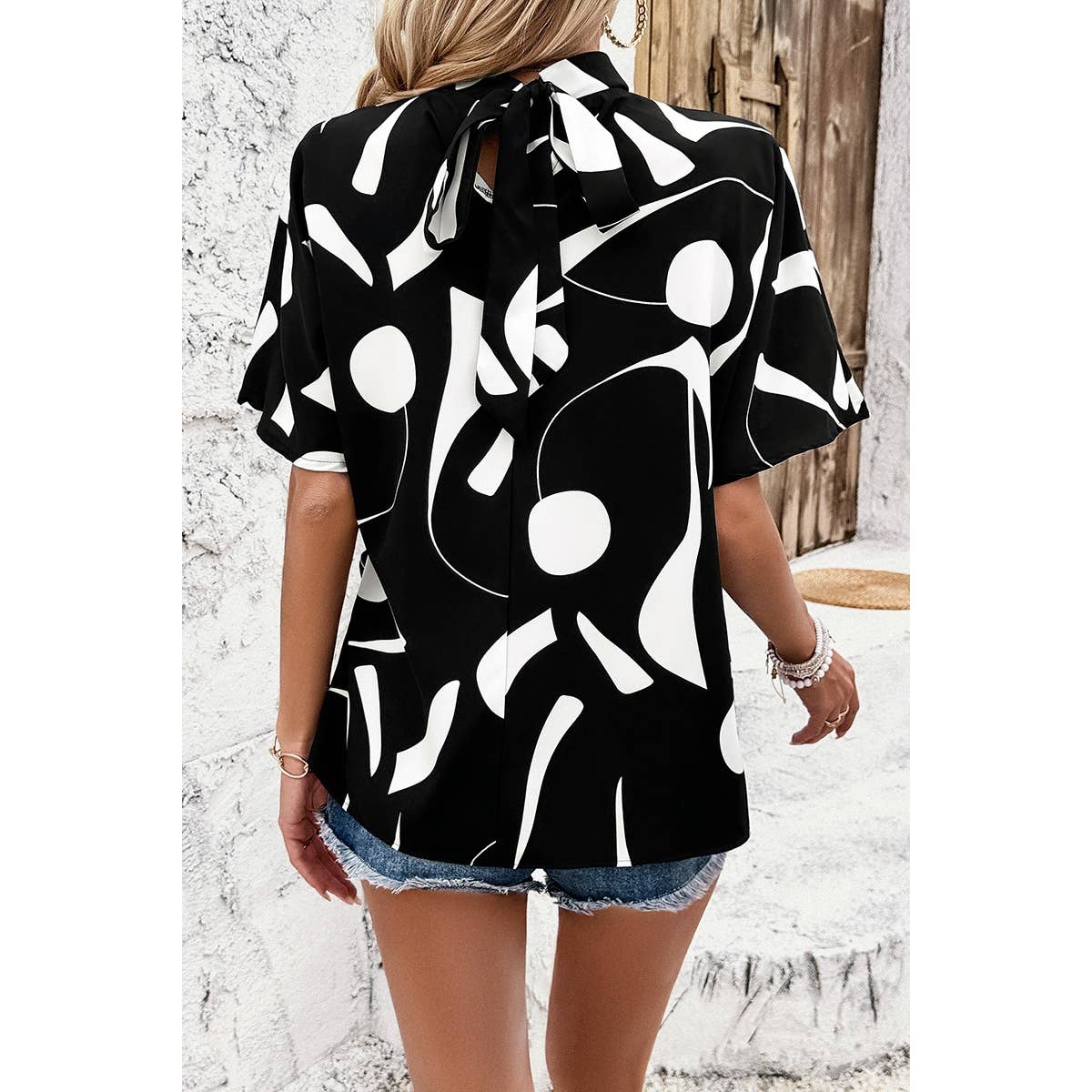 Allover Print Side Knot Short Sleeves Fit Blouse